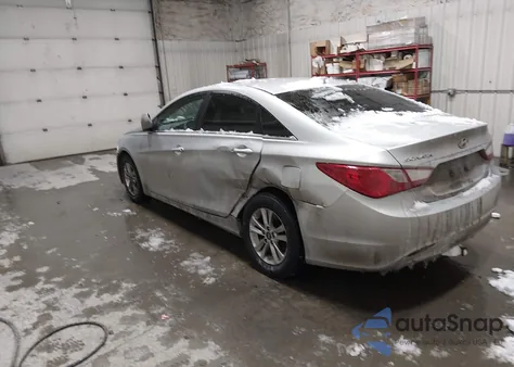 2013 Hyundai Sonata Gls z USA, uszkodzony, nr VIN 5NPEB4AC9DH762736